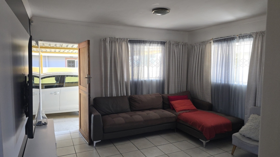2 Bedroom Property for Sale in Freedom Park North West